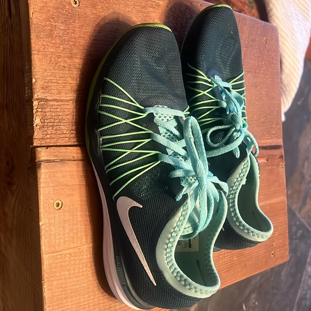 Nike Dual Fusion Hit Training Shoes
